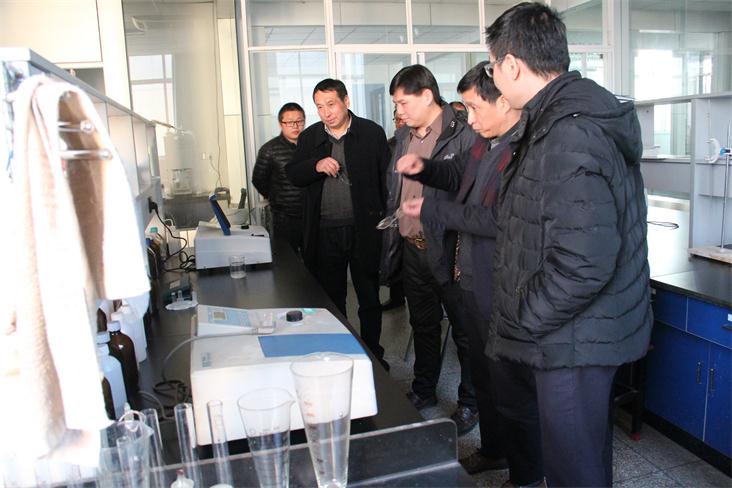 泰國(guó)客戶來我司訂購(gòu)設(shè)備